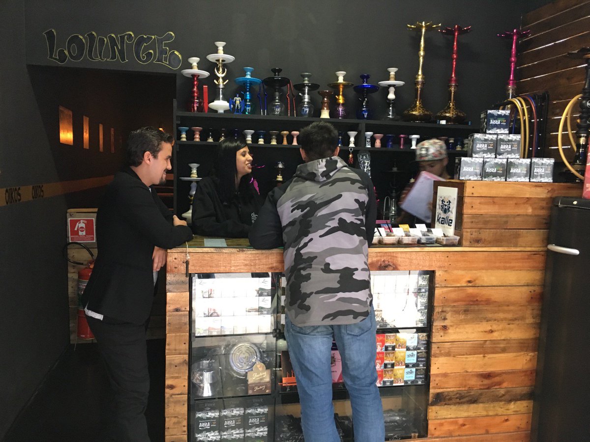 Força e foco (@ Oikos Hookah in São Paulo, SP) swarmapp.com/c/lj1vpbLft23