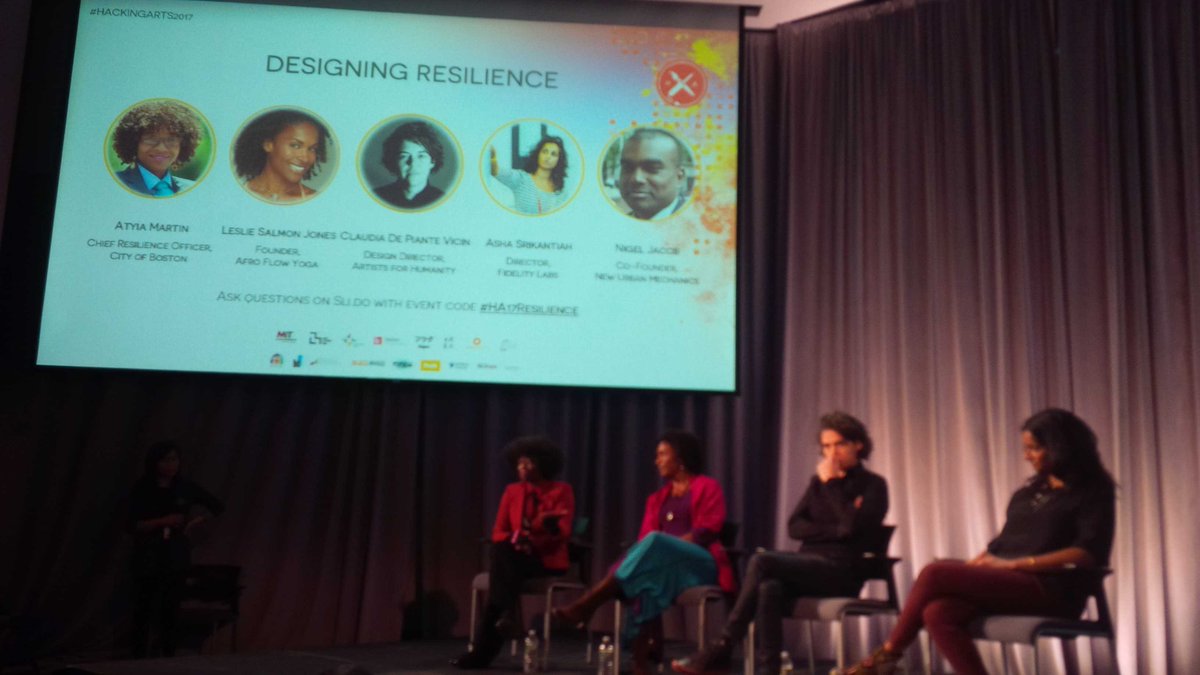 hfgerardo's tweet image. @BostonAtyia &quot;Take the lesson not the loss.&quot; #DesigningResilience #Hackingarts2017. Words to survive by.