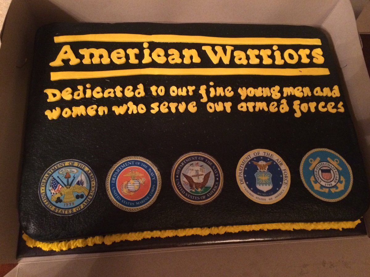 letmebakethat's tweet photo. #Veteransday #Cake safely delivered today! #americanwarriors #thankful #thankyou #letmebakethat #ilovebaking #imabaker #cakeart #VeteransDayWeekend2017 https://t.co/cJO14C4VTL