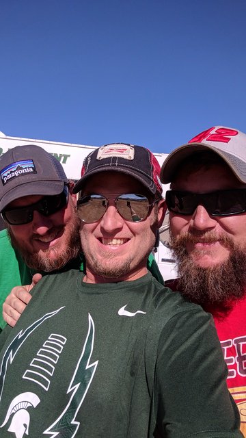 Hitowerr's tweet image. .@lilciros @porkchophawaii