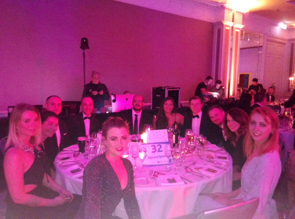 LauraGams's tweet photo. Looking forward to the night ahead! @CCMA_Ireland https://t.co/zg7xEgGka1