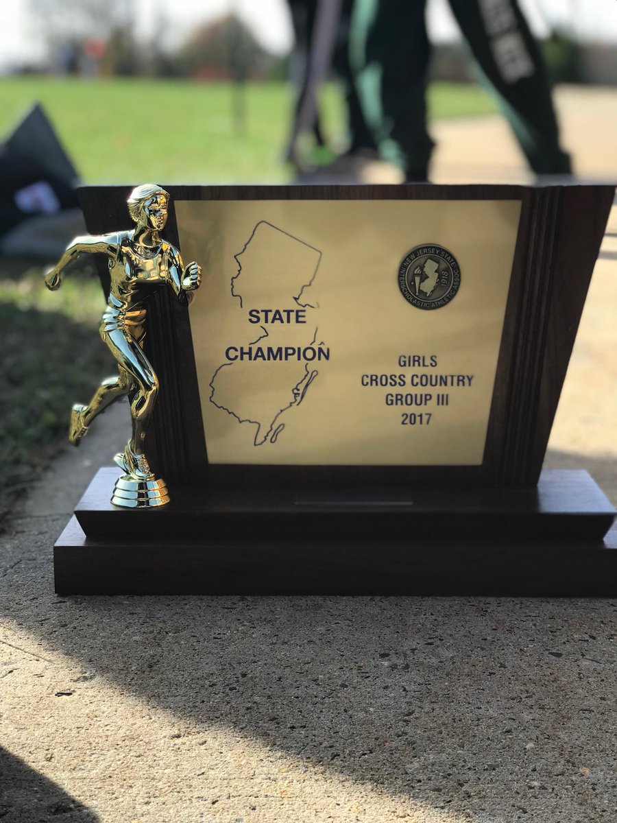 CNHS_XC_Track tweet picture