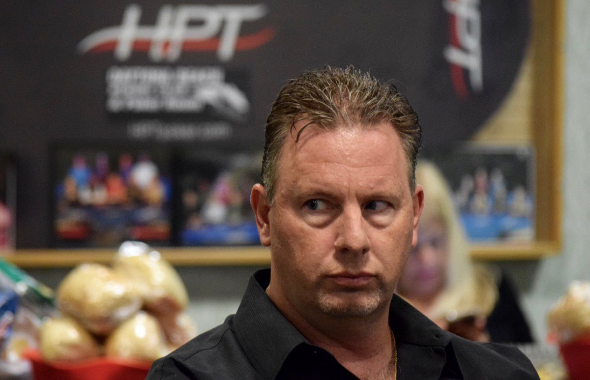 PokerLiveUpdate's tweet photo. Follow our Live Updates today from Day 1C @HPTPoker $1100 @Belterra 

@LadyJ_Poker at the keyboard

https://t.co/lcxZPzCIdI https://t.co/7BeRLVE3Tt