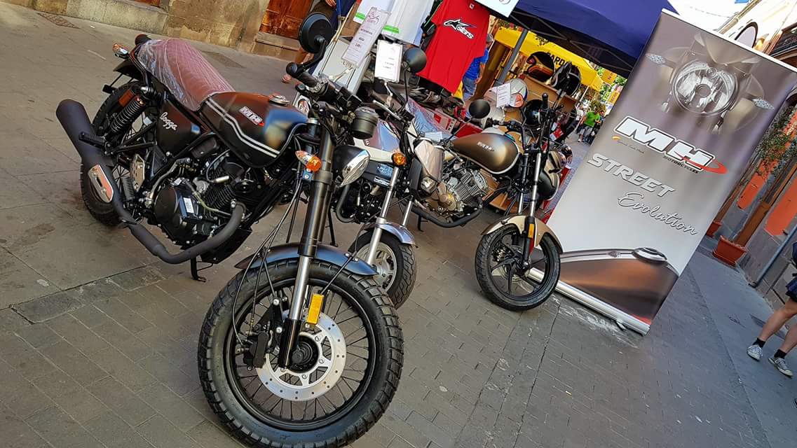 dsmototiendalpa's tweet photo. Aún tienes el día de mañana domingo para darte un paseo por el Viejas Glorias Canarias #25VGArucas y visitar el stand de #DSMoto Tienda Motos Las Palmas donde podrás encontrar motos para ponerle "con clase y estilo" dos ruedas a tu carnet de coche y para encontrar lo q necesites https://t.co/o3G1vlhgjq