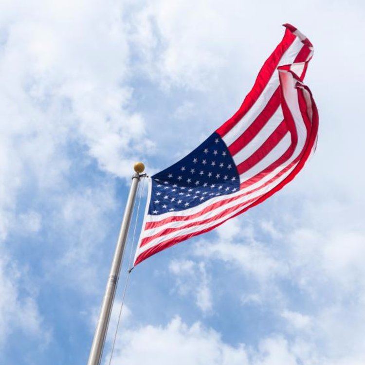 GDCDive's tweet image. To our men and women in uniform: a thank you from Gulfport Dive Center.