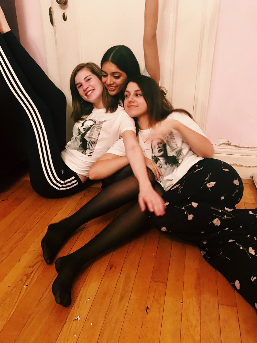 indierecord's tweet photo. celebrating the best album with the best people✨💕 @taylorswift13 @taylornation13 #ReputayLurking #reputation #taylurking https://t.co/KSP5kMYEvA