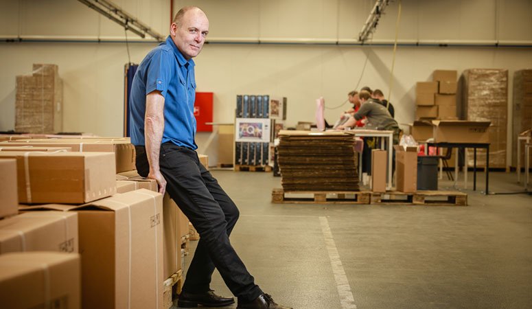 Ken je <a href="/Entiris_vzw/">Entiris</a> al? Directeur Koen en topklant <a href="/H_Essers/">H.Essers</a> H.Essers getuigen over één van de grootste maatwerkbedrijven van het land - kanaalz.knack.be/business-commu…