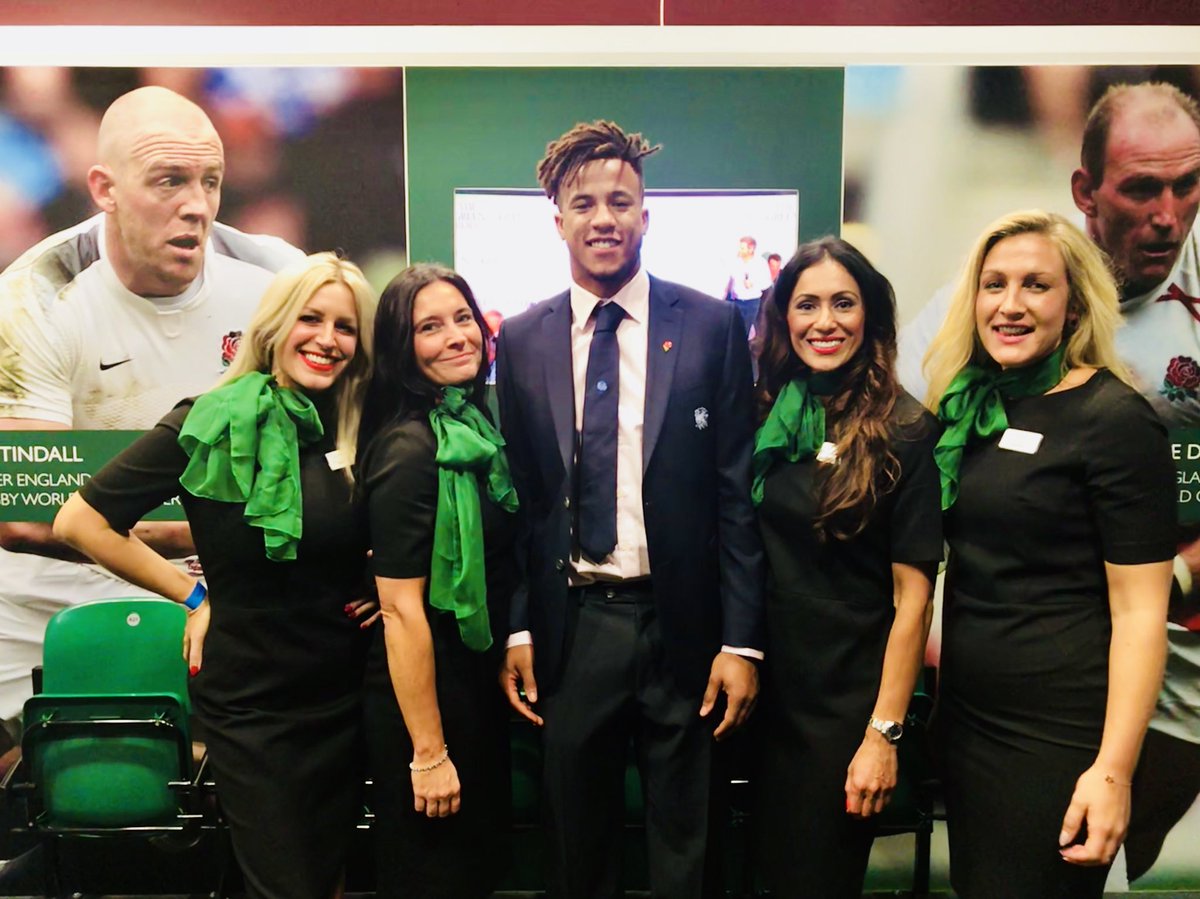 ombi_b's tweet photo. Fantastic day @CorpHospitality The Green Room. Thanks for your time @anthonywatson_ #myvipview https://t.co/OrCSjpm1vB