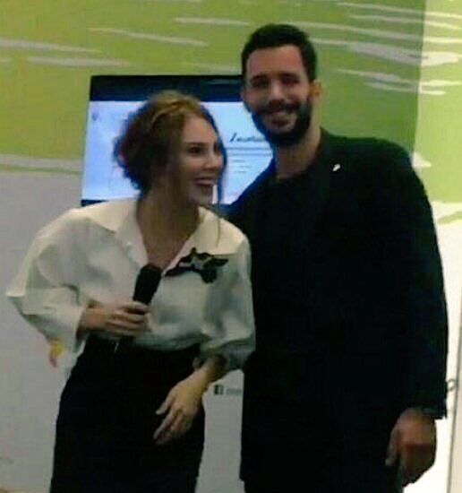 Enverim_Kaleli's tweet photo. Çok seviyorum seni❤sevdiceginin üzerine titreyisin,her firsatta yanına sokulusun,o güzelmi güzel aşkını öyle hissettiriyosunki o kadar yani😍 https://t.co/OSkOw2Ycof