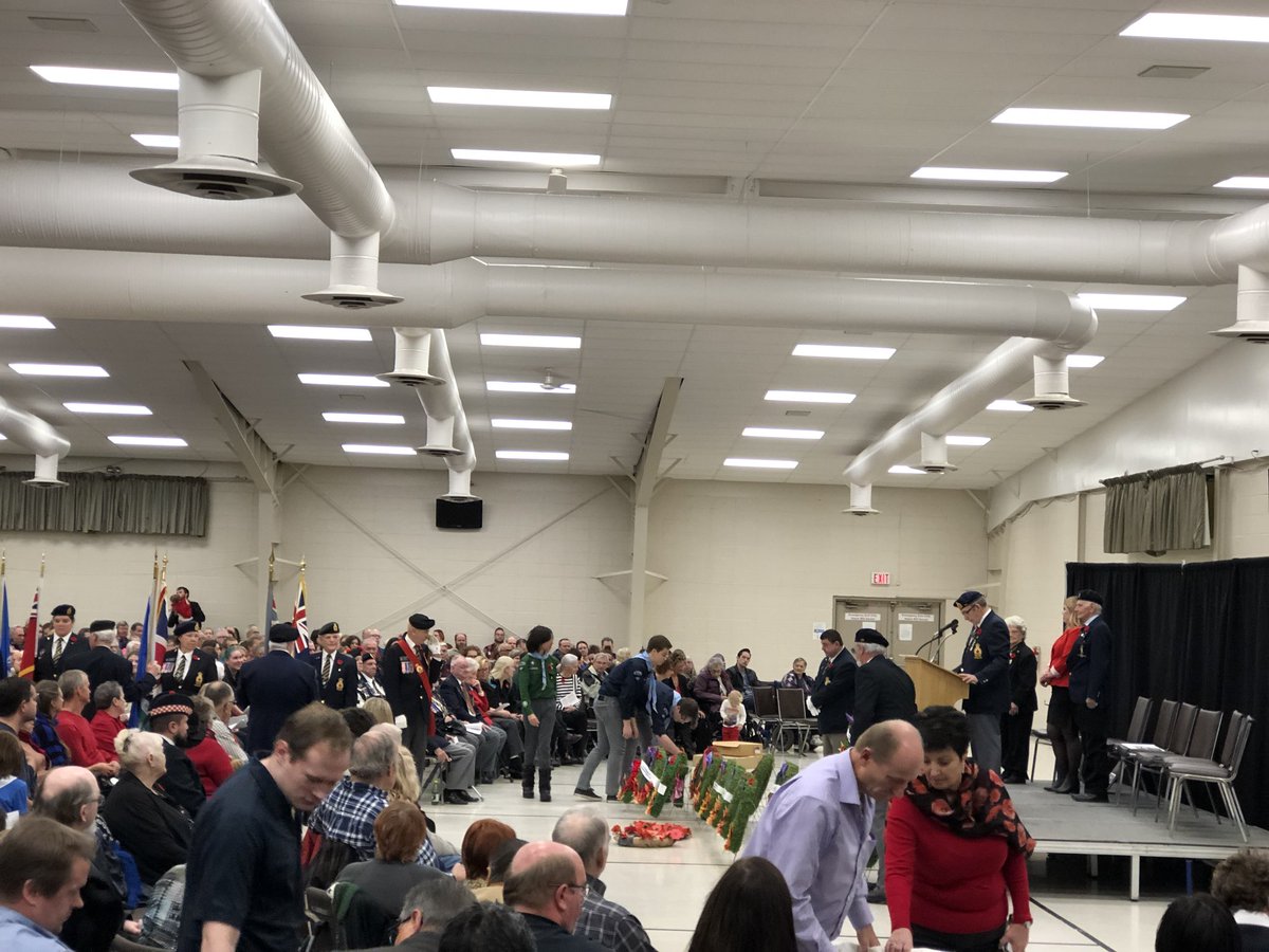 TuscanyCubs's tweet photo. Bowness Legion Remembrance Day Ceremony. #RemembranceDay #ScoutsRemember #scoutsdostuff https://t.co/y81PK9PACL