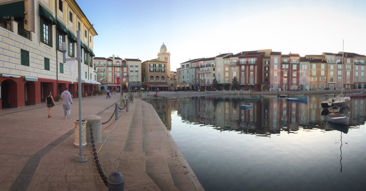 davidjsiggers's tweet photo. Loving life at @Loews_Hotels Portofino Bay And @UniStudios Orlando 😊🌅👌🇺🇸 https://t.co/3tBNO1GKL2
