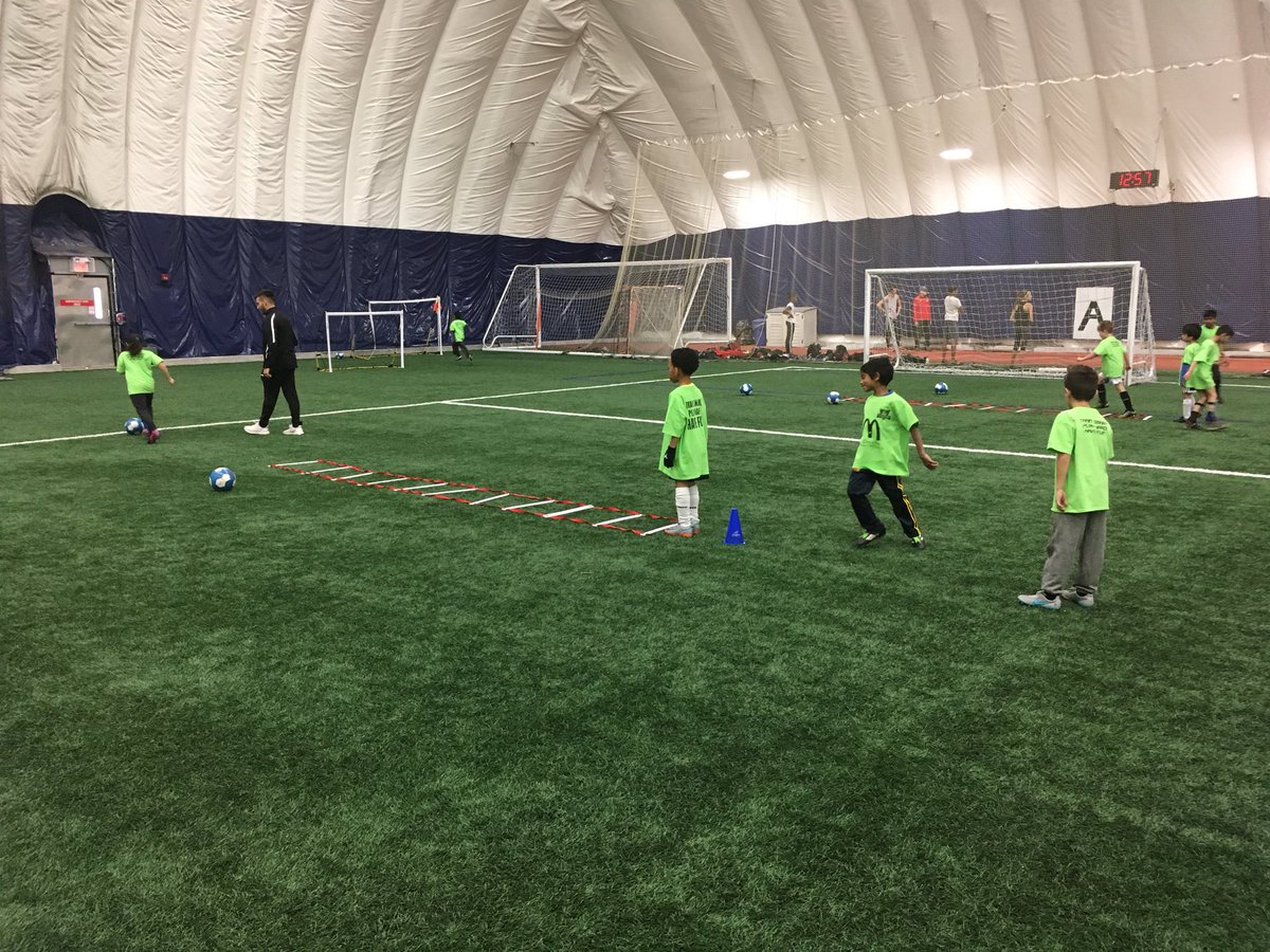 PickeringFC's tweet photo. Grassroots development academy began today at the @PSCSoccerCtr. Thanks to all coaches involved, including @ramin_soccer for the 📸. #PSCproud https://t.co/7yi6N9QjUG