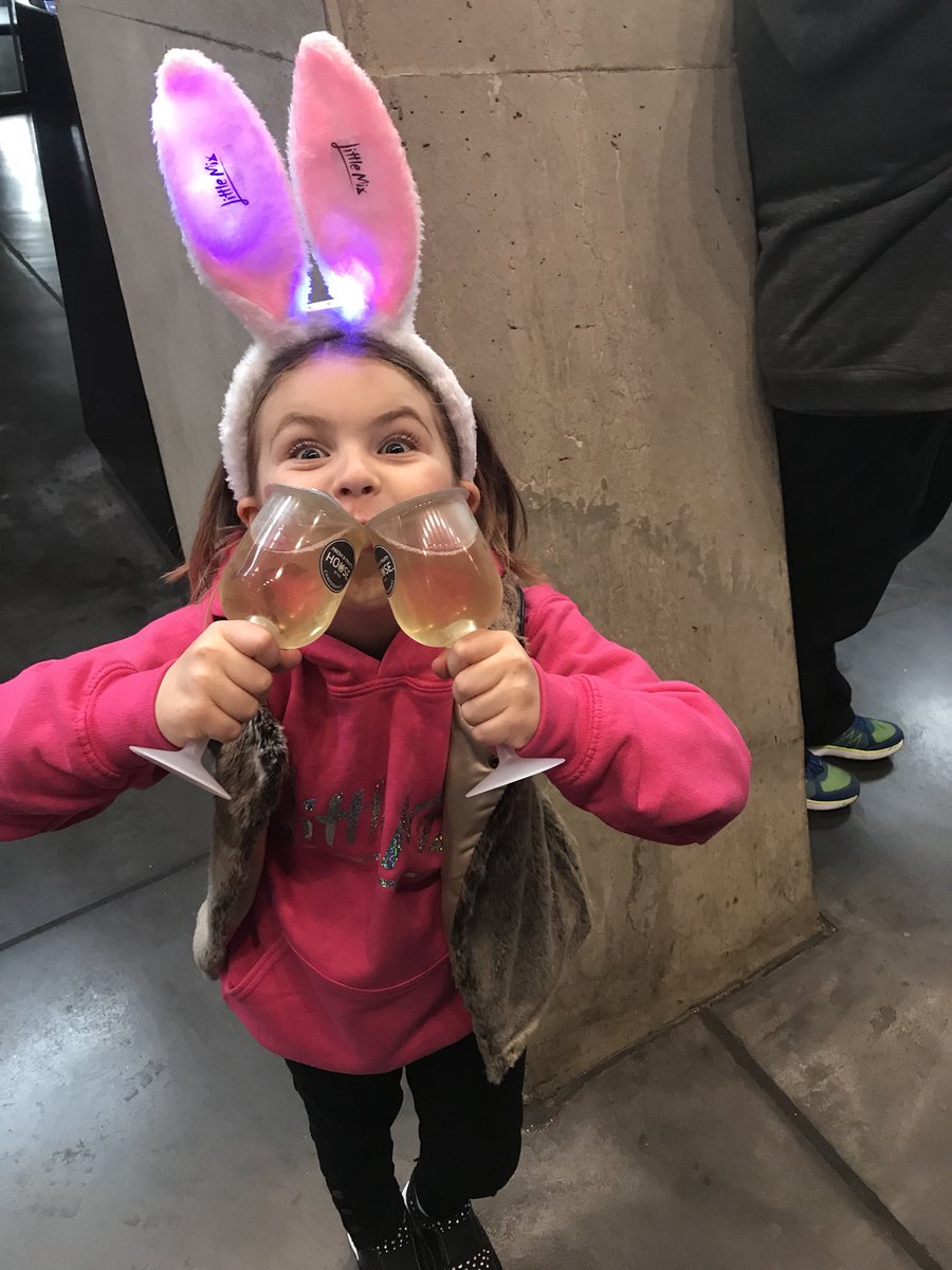 AngieBrown1978's tweet photo. Happy Times... love my darling girl....#littlemix #lifegoestoofast #6in afewweeks #winewasminejustaweehelper https://t.co/DOQJTbDHH1