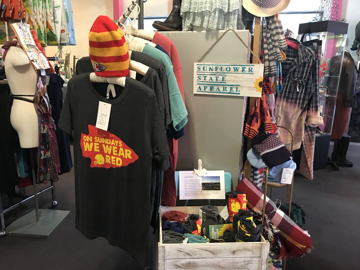 sunflowerstate1's tweet photo. Who wants to buy a shirt!? Check us out on stores and online today #sunflowerstateapparel #sunflowerstate #lulusboutique #adastramarket https://t.co/i31DExaQoN