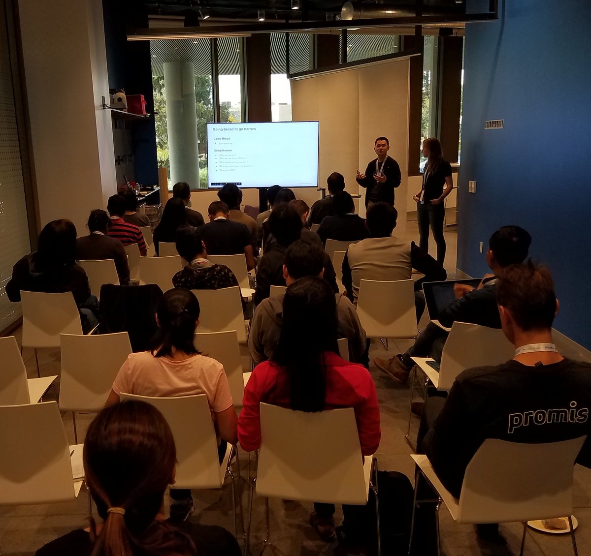 ljvhr's tweet image. These #smallbizhack devs getting the big advantage of learning #intuit &apos;s secret weapon, #Design4Delight #d4d #qbconnect