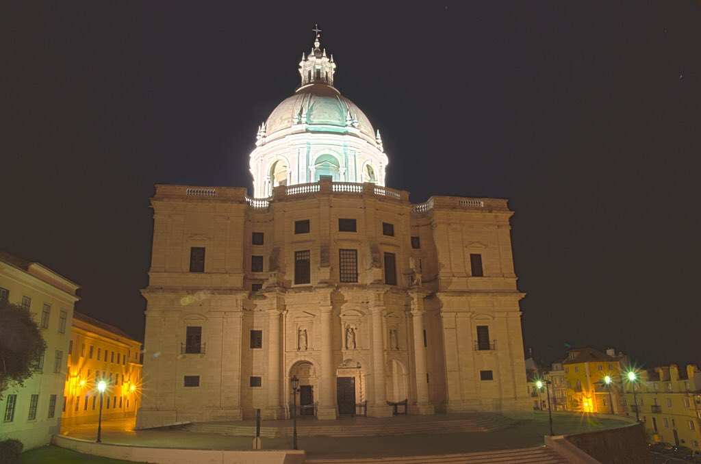 fhf's tweet image. Pena o jantar do web summit no Panteão ter acabado tão cedo, mas é que os moradores queriam ir deitar-se.
#WebSummit #websummit2017