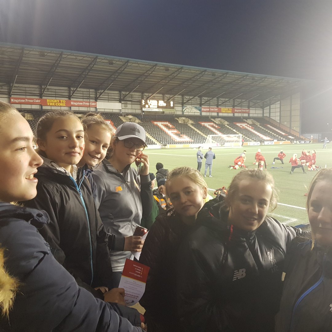 NLACommunity's tweet photo. Brilliant night. Our NLA girls watching their LFC Ladies. @LFCLadies #lfcladies https://t.co/XVGv4Dt9aA