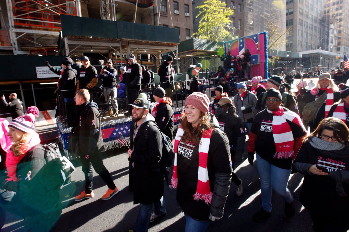 JohnLegere's tweet image. Proud to see so many @TMobile employees in the Veteran’s Day NYC Parade, honoring all who have served. 💓#NYCVetsParade