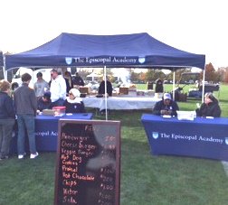 Dining_EA's tweet photo. So proud of all our teams today and yesterday! Our Dining Services team looks forward to cheering you on everyday, on and off the field. That's #EASpirit! #EACommunity #fortheblueandthewhite https://t.co/iFyf4WOa0D