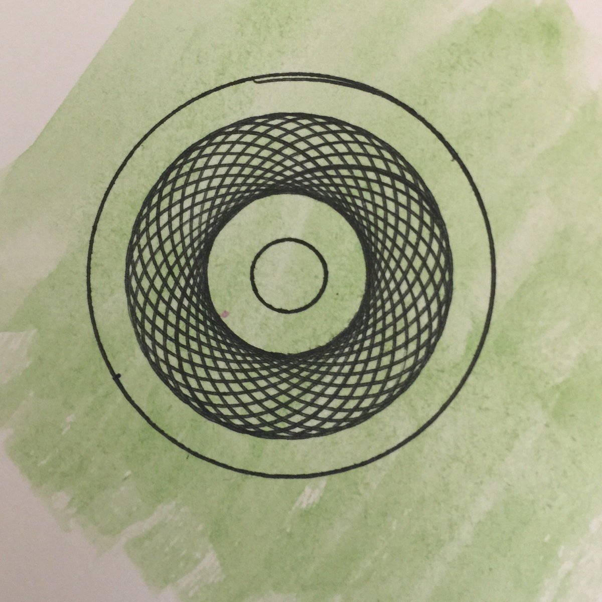 mnitz28's tweet photo. Playing around with my Spirograph I️ got yesterday. Felt like I️ was in grade school again! #makevember https://t.co/Elbb8BIWJg