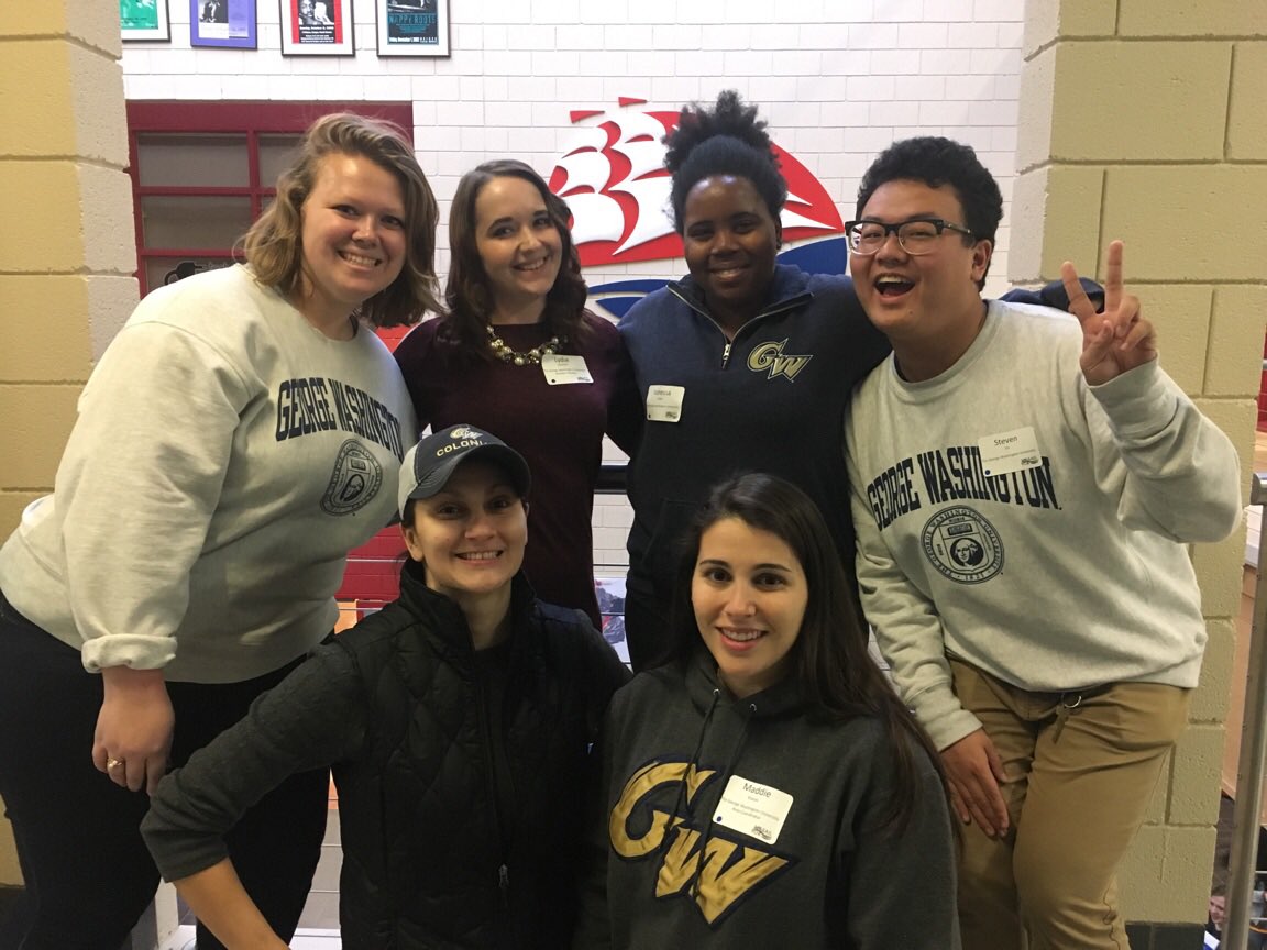 courage629's tweet photo. @GW_CSE Crew at #SSLI2017 https://t.co/lnu0rpCsYv