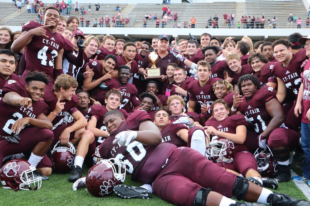 Varsity Wires tweet media