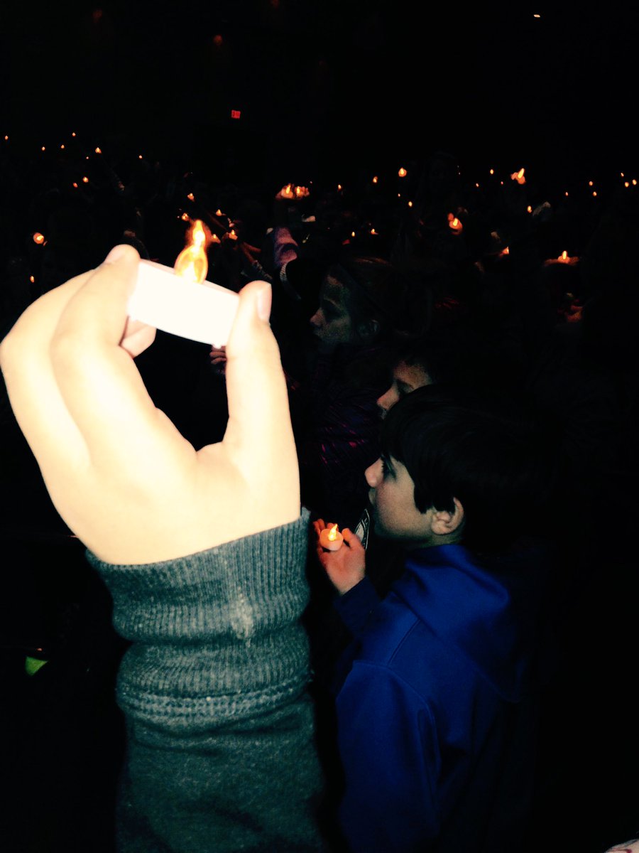 MissWalters3's tweet photo. Celebrating veterans for their sacrifice and service so that we might know freedom. Let us live lives of thanksgiving and strive for peace through word and deed ❤️ https://t.co/vFsjKEZ7xN