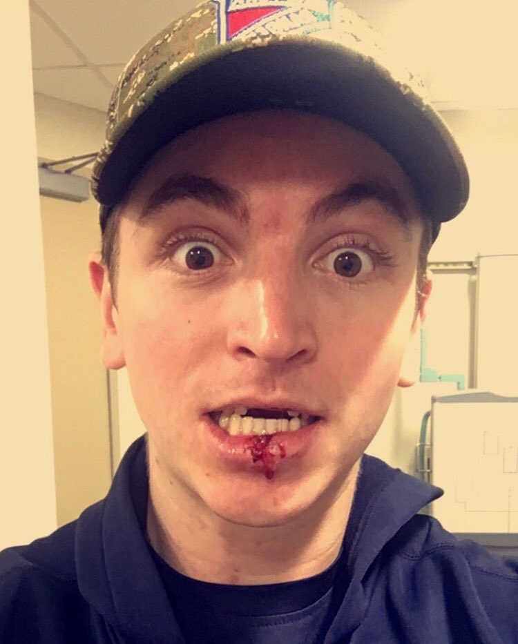 NYRangers's tweet image. #NYR @19Vesey #HockeyPlayer