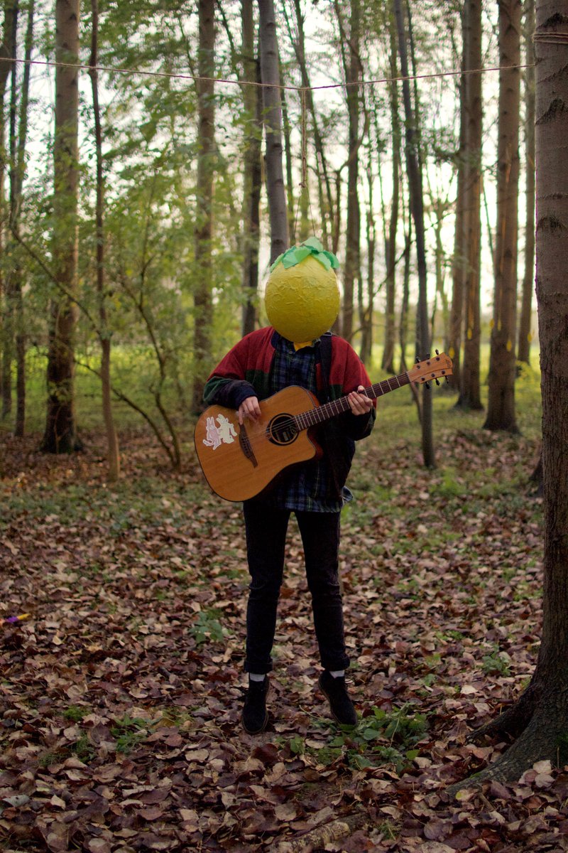 CAVETOWN's tweet photo. 🍋 https://t.co/EkYhAOJljF