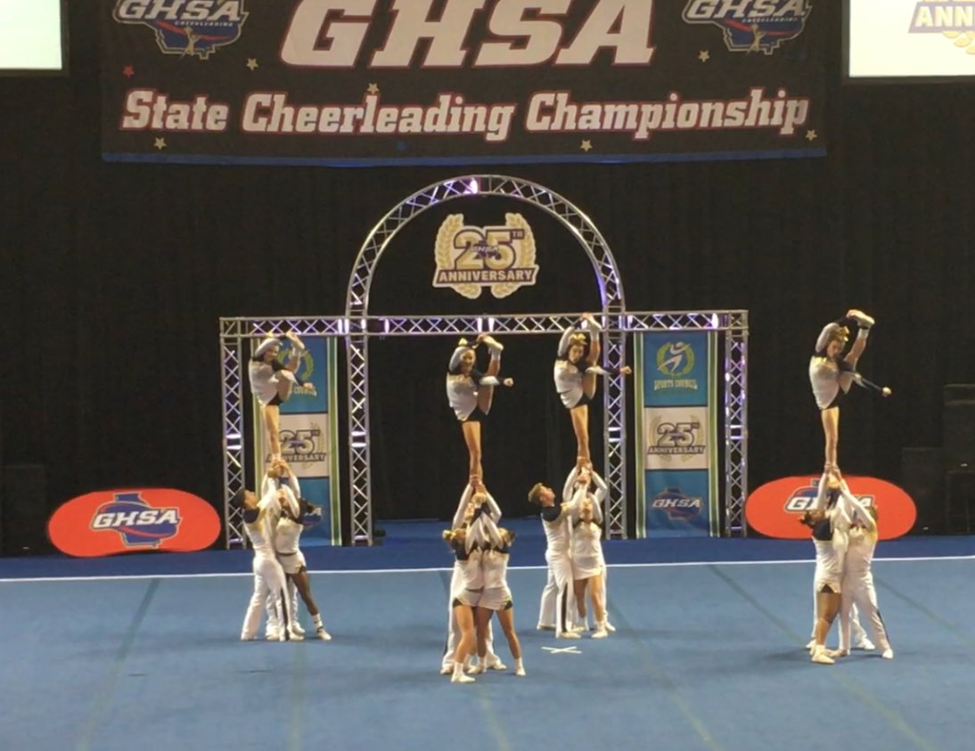 ApalacheeCheer's tweet photo. Few pics from this weekend...
Amazing job! https://t.co/g3X06sKa7u
