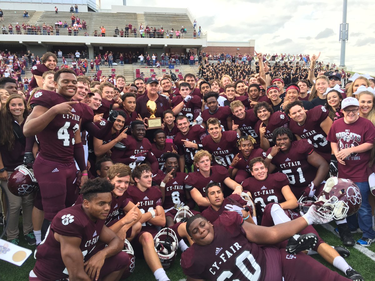 VYPEnwHTX's tweet image. Incredible end to a decade that will always hold a special place in Cy-Fair ISD's heart! Check out how the district's namesake (Cy-Fair) won the final title that repped every CFISD varsity program! vype.com/nwhouston/2017… #txhsfb #BFND #DistrictChamps