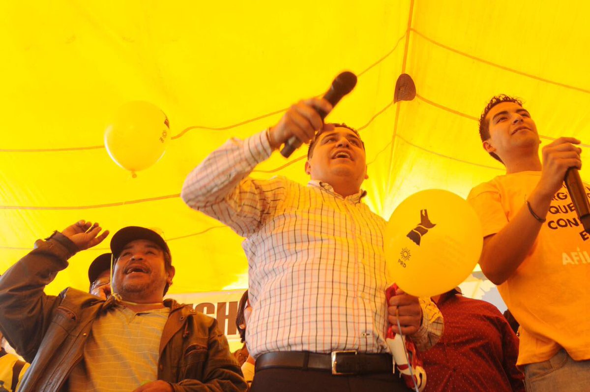 RicardoOrdiano's tweet photo. En #Neza🔆 el @NezaPRD seguirá junto a la gente. #LuchemosJuntos #RO27 https://t.co/eA0oiumwak