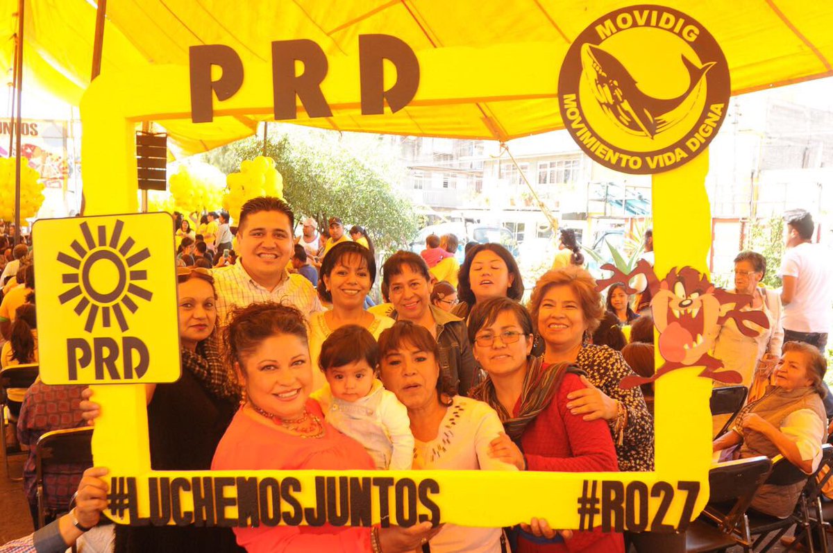RicardoOrdiano's tweet photo. En #Neza🔆 el @NezaPRD seguirá junto a la gente. #LuchemosJuntos #RO27 https://t.co/eA0oiumwak