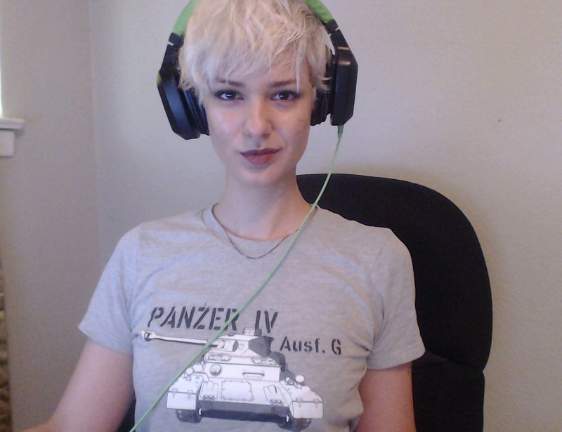 Sofilein tweet media