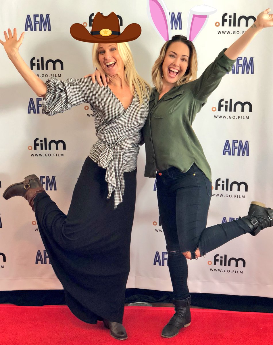 MyLindseyMcKeon's tweet image. American Film Market Fun! @AFMOFFICIAL #AFM2017 #afm #girlsjustwannahavefun