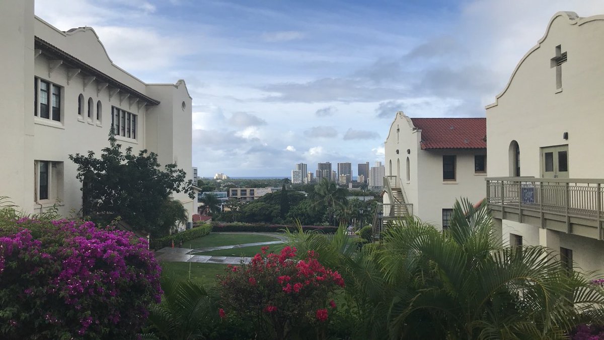 megand_evans's tweet photo. So grateful to represent @Fresno_State at #PAMLA2017 in #Hawaii https://t.co/W2l2dI7kBL