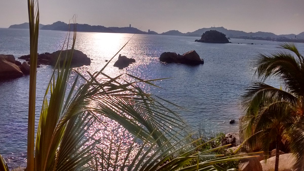 BrillaAca's tweet photo. Otra excelente excusa para visitar #Acapulco @FAVacapulco con #AcaFunViajes https://t.co/4s9TYM4dtd