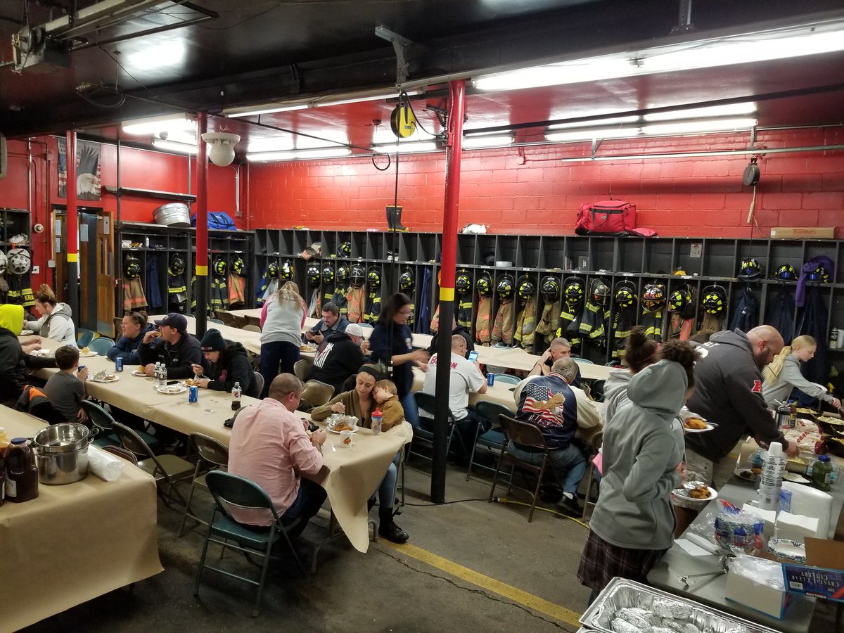 Lansdowne Vol. Fire tweet media