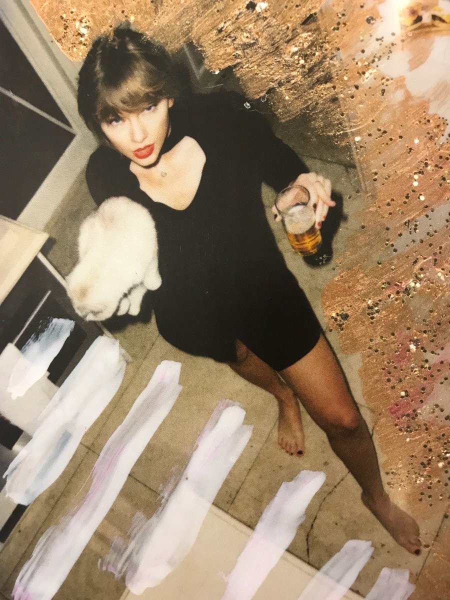 eddielgard's tweet image. #EMABiggestFansTaylorSwift
Mood: