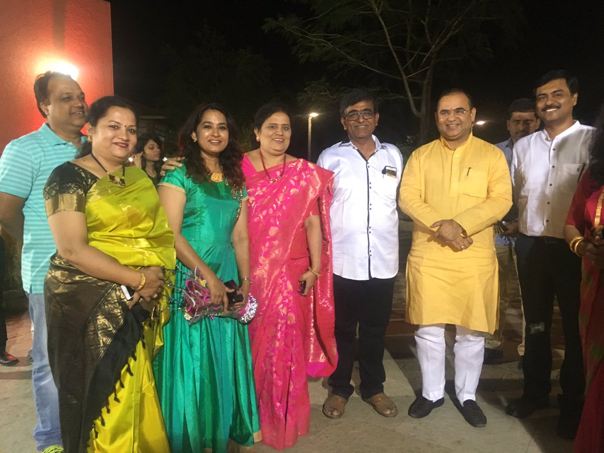 neha18_mirror's tweet image. #mirrorfoundation #networking #jaykumarrawal ji