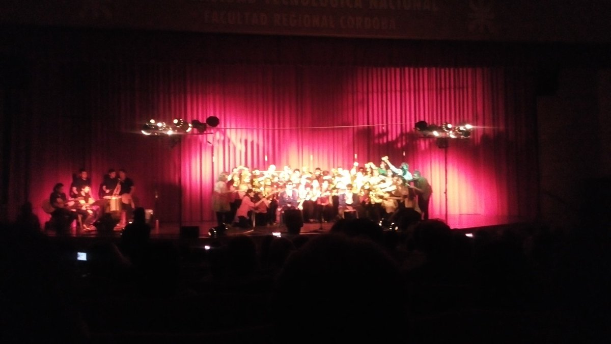 #MurgaMadre espectáculo del <a href="/CoroUtn/">coro utn córdoba</a> en nuestro querido auditorio, si no pudiste venir hoy mañana domingo 20hs repiten #NoTeLoPierdas #SoyUTN #SoyAETI