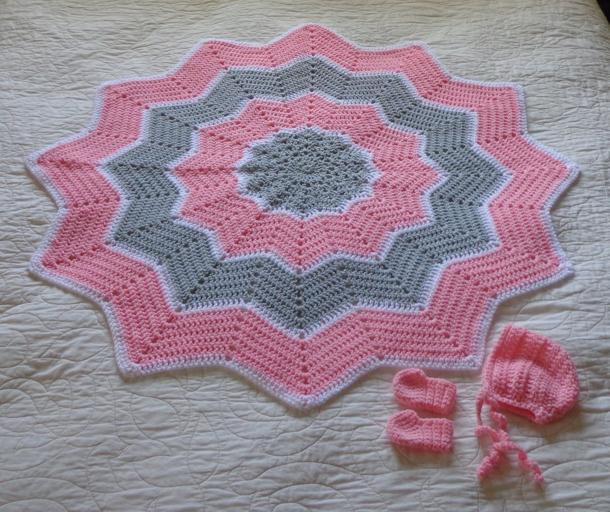 NonnaShea's tweet photo. #Handmade #Crochet #Baby #Shower #Afghan #Blanket #Star #Bonnet #Booties #KissBot #ebay #craft #pink #promomyshop #SNRTG #bizitalk https://t.co/owapvWlFQW https://t.co/dp4lmEtR4x