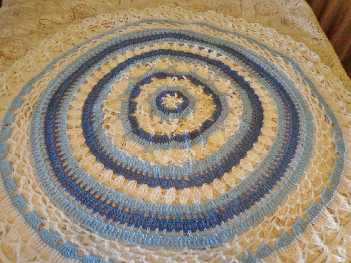 NonnaShea's tweet photo. #Handmade #Crochet #Blanket #Afghan #Circle #Baby #Lap #Gift #ebay #handmadert #kissbot #HAFshop #OnioBot #here2help https://t.co/HJmWx0g5F6 https://t.co/9dd5PISsNq