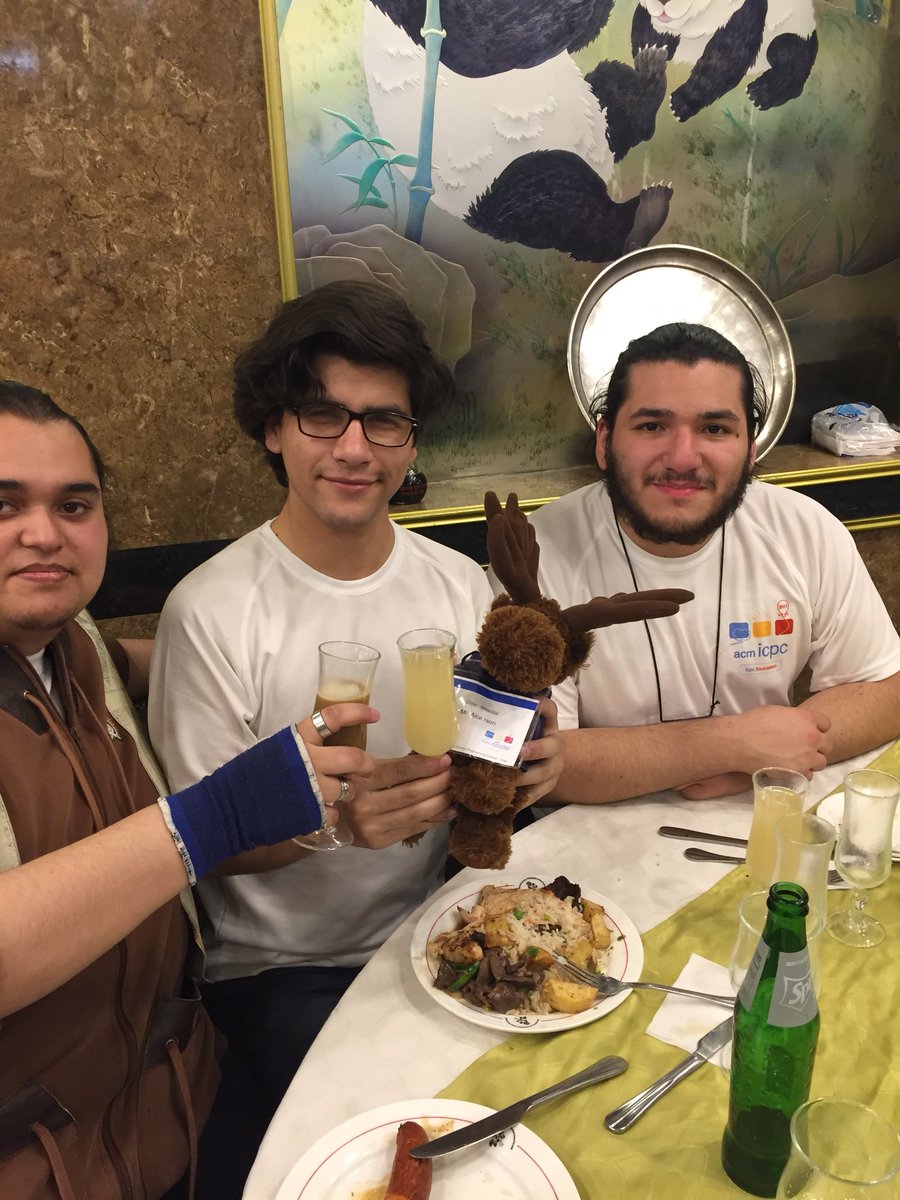 Mr_Alcerson's tweet photo. #questsalud #ICPCStgo
Con los amigos de la UFRO 😊 https://t.co/GKH2BXlj68