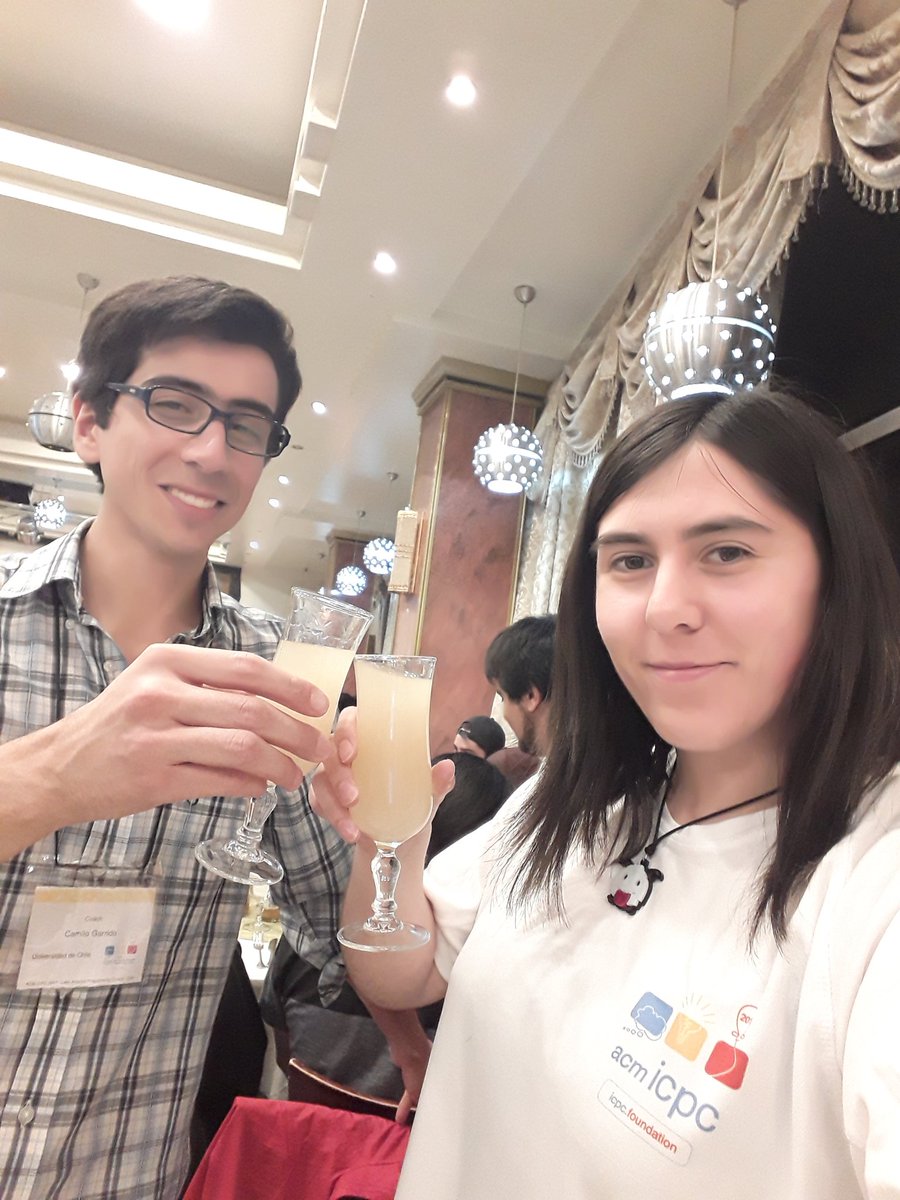 KiplumKitty's tweet photo. #ICPCStgo Esta no era la quest. Me mentiste!!! Pero me caes super bien ;) https://t.co/agNFO31ij6