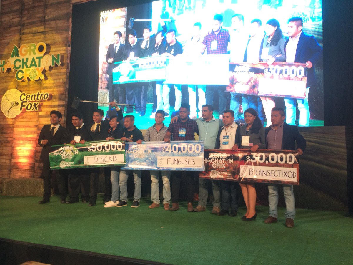 centrofox's tweet photo. Estos son los ganadores del #AgroHackaton ¡Muchas Felicidades! https://t.co/3GnSCwqeg0