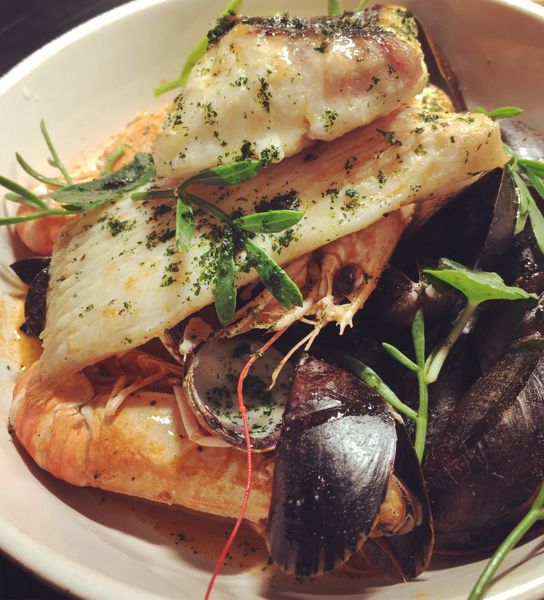 TMP_90's tweet photo. Have you eaten with us yet? To book a table please call us on 01752 253247 #plymouth #devon #figtreeat36 https://t.co/MUgxTOzHuf