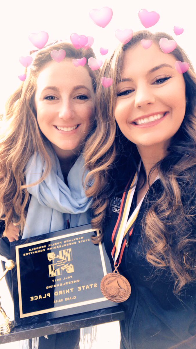 AmandaaTurner's tweet photo. 3.2.1.2.3 !! Proud of my Mustang Girls and all of their achievements this season! Ended Bronze and Beautiful! 💙🥉🐴 #GREATNESS https://t.co/lDNd1ByWkl