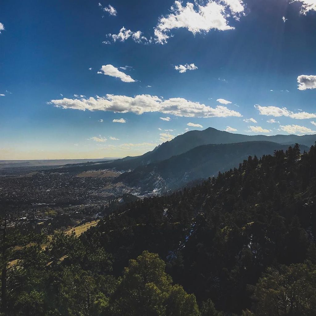 RadoMade's tweet photo. Perfect day for exploring our backyard in Boulder, CO 
#coloradomade #comade #rimby #bouldercolorado #mountsanitas… https://t.co/YjwpiyjEU1 https://t.co/wNnQvxz9ce