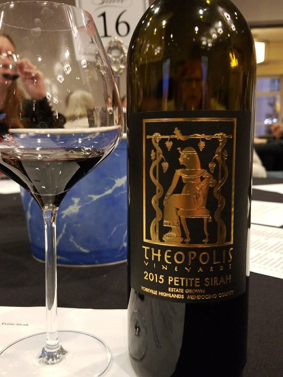 VineMeUp's tweet photo. Finally trying #Theopolis #PetitSirah #WBC2017 #BlackWinemakers #LiveWineBlogging https://t.co/GzDUoAqVNT
